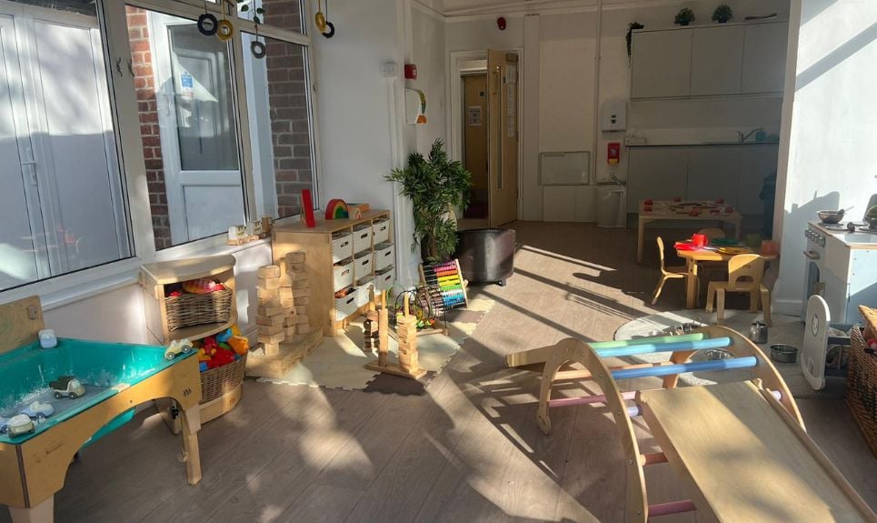 Kiddi Caru day care nursery in Kirby Muxloe Grandir UK