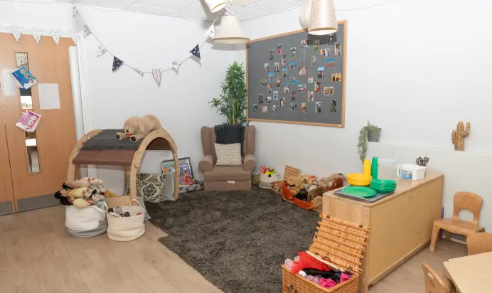 Cosy corner area indoors at Kiddi Caru Day Nursery Preschool Walnut Tree Milton Keynes