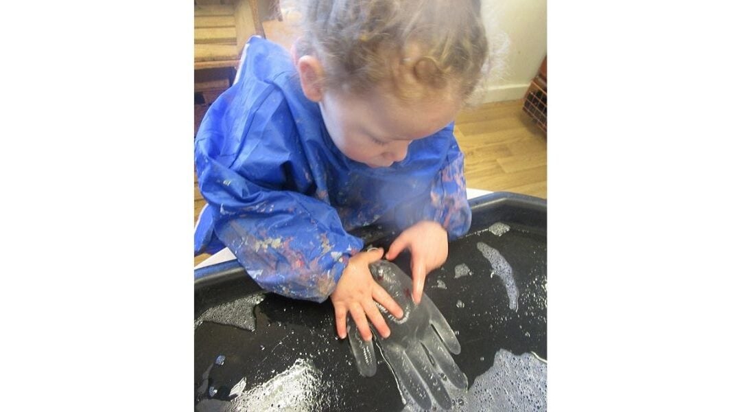 Kiddi Caru Caldecotte Learn About Germs