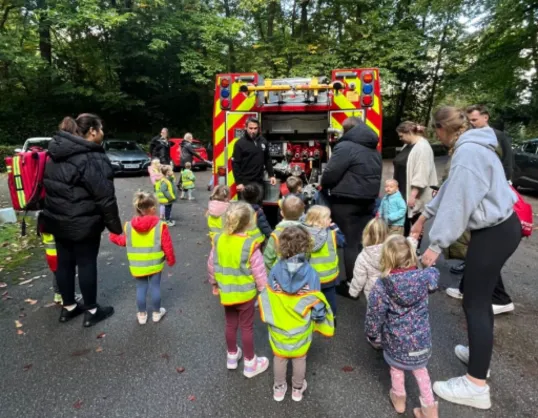 The fire truck comes to visit the children at Puddleduck Priory Road in Ascot