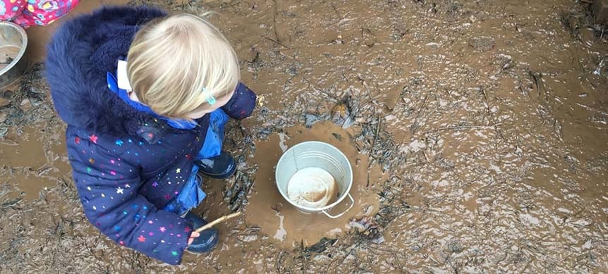 Kiddi Caru Matford Mud Kitchen